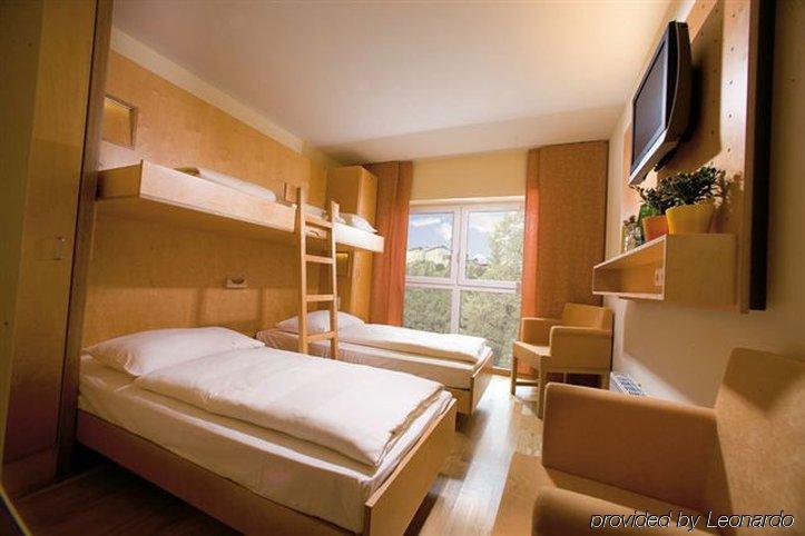 Jufa Hotel باد اوسي الغرفة الصورة